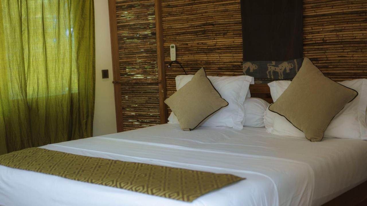 Moro Ma Doto Hotel Busobuso Bilik gambar